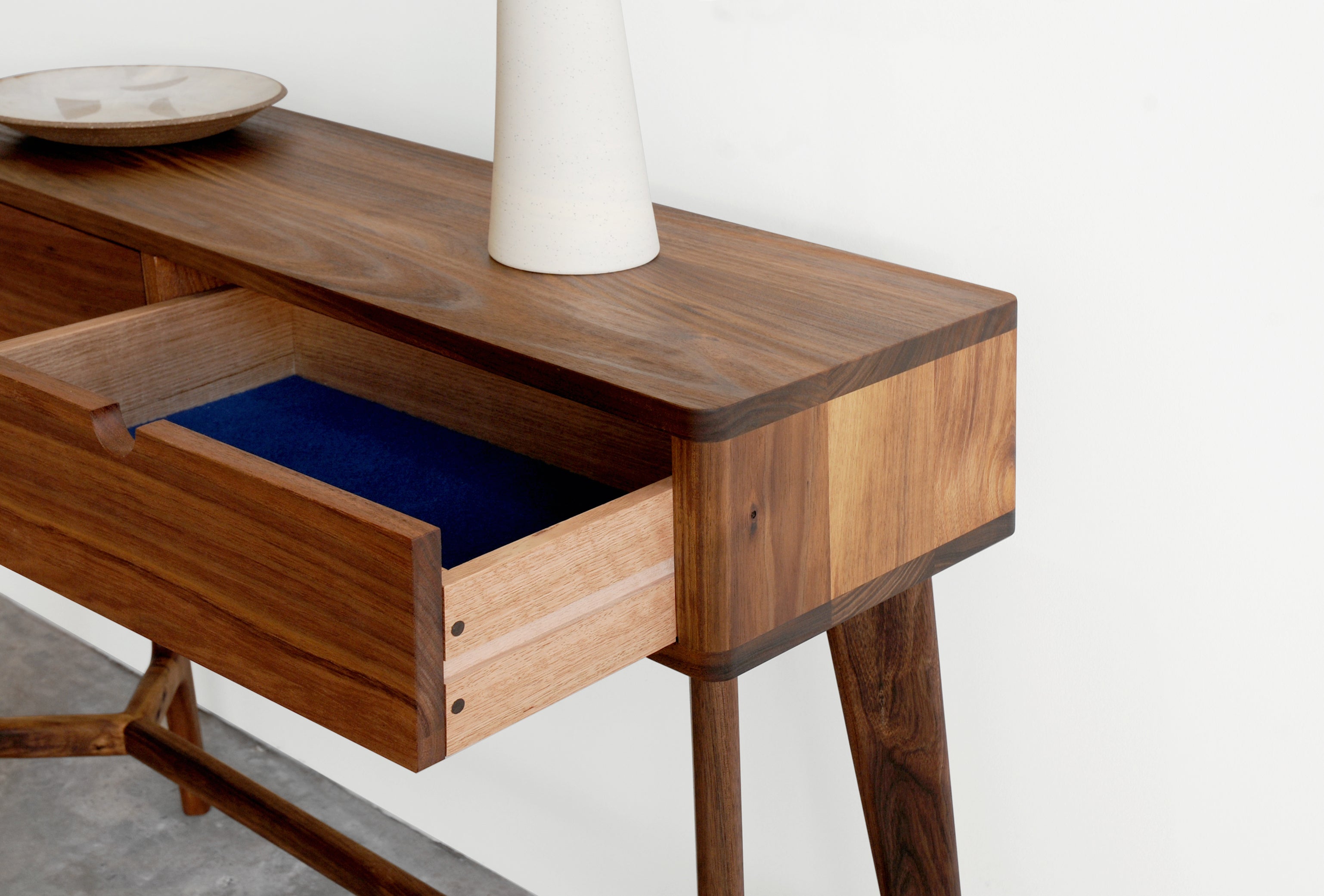 HZL Hallway Console Table